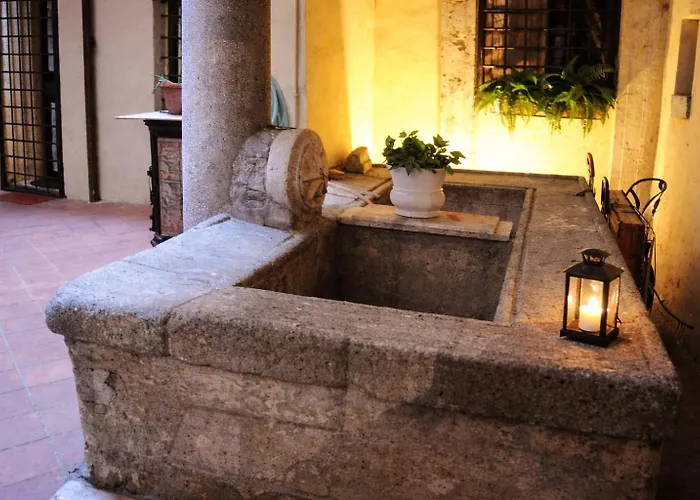 Appartement Luxury In Via Dei Cartari Spacious, Elegant, Rome