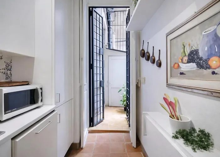 Appartement Luxury In Via Dei Cartari Spacious, Elegant, Rome