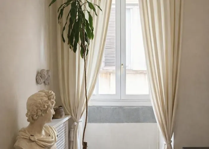 Luxury In Via Dei Cartari Spacious, Elegant,
